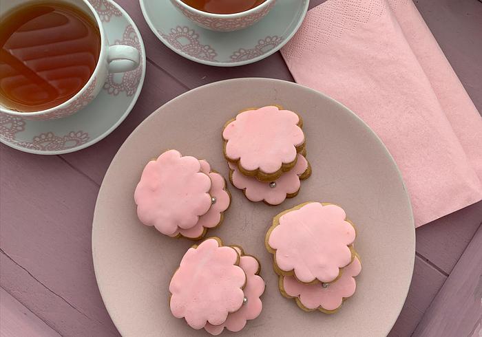 Pretty Shell Biscuits