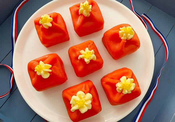 Oranje kasteeltjes