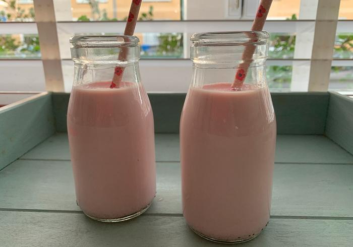 Aardbeienmelk