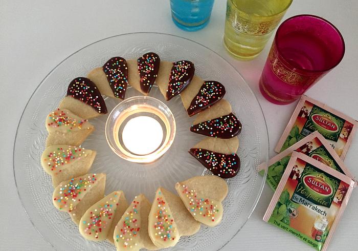 We bakken confetti-koekjes