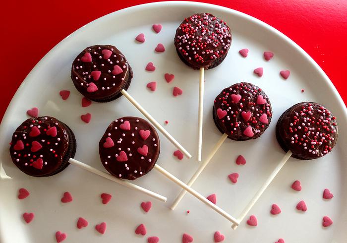 Maak Oreo Chocolade lollies