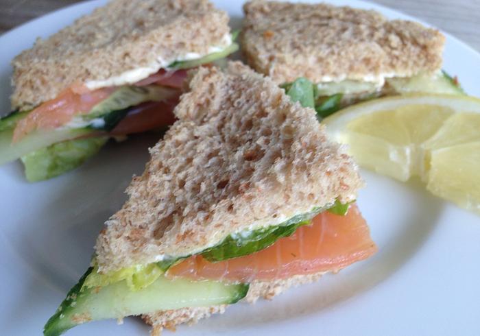 Zalmsandwiches