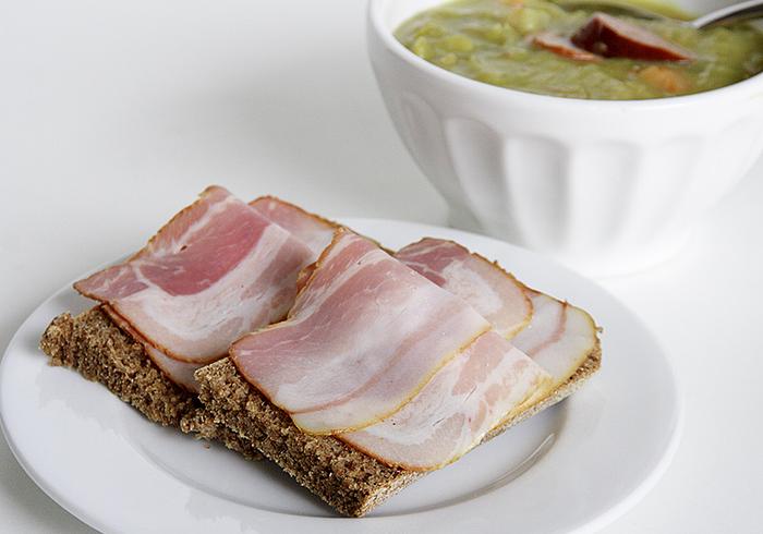Zelfgebakken roggebrood