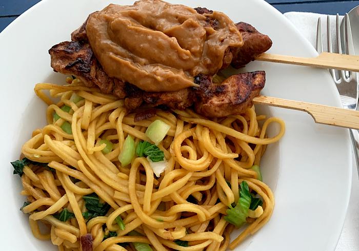 We eten Surinaamse Bami